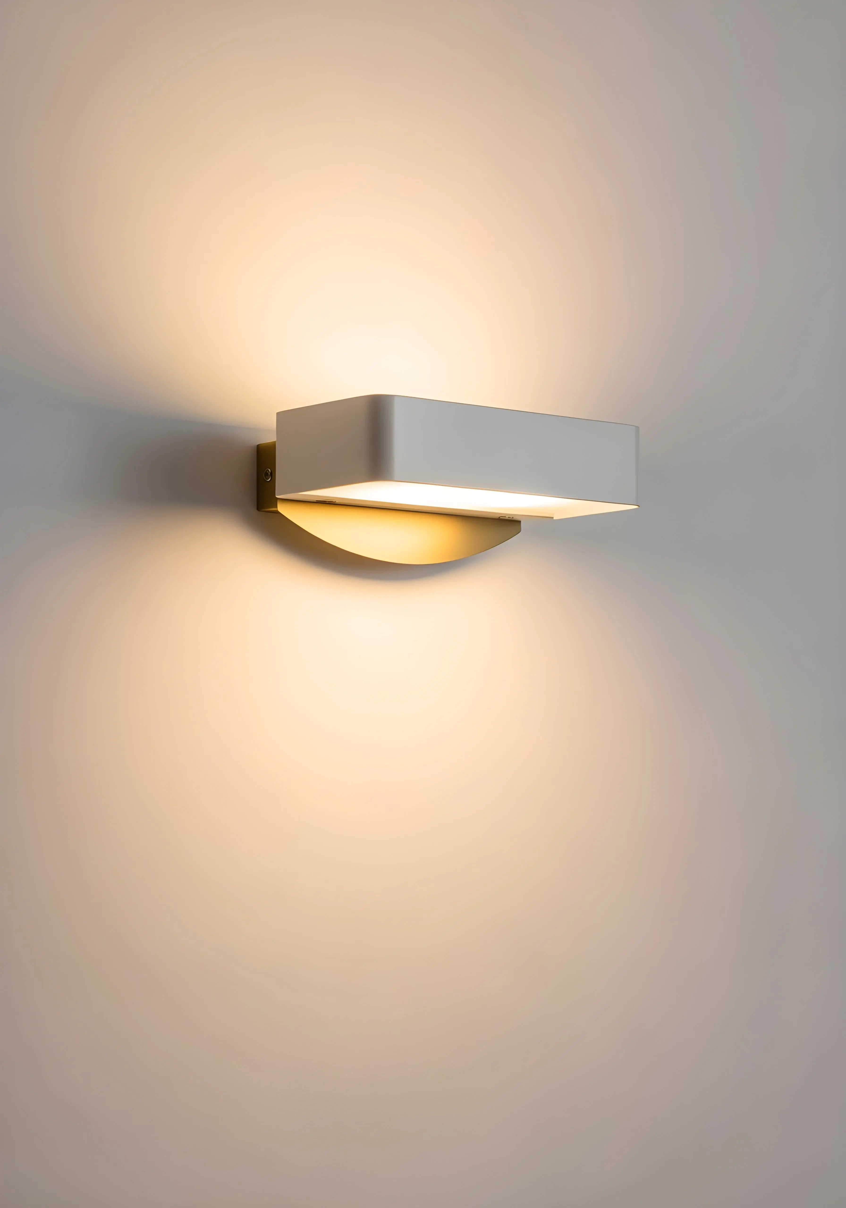 Wall Lights